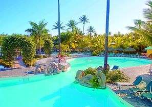 Hotel Riu Bachata Pool 4